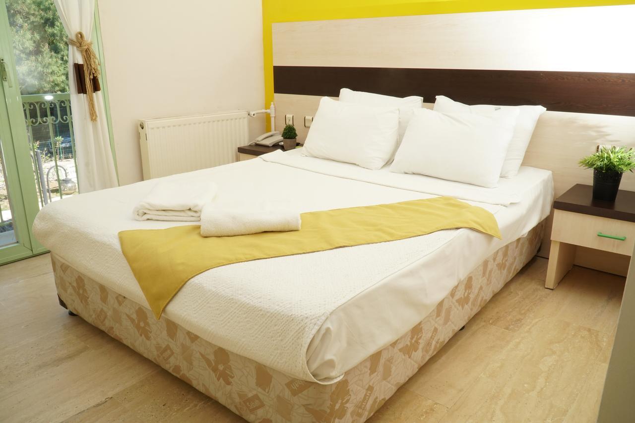 R+ Hotel By Rooms Çeşme Eksteriør billede